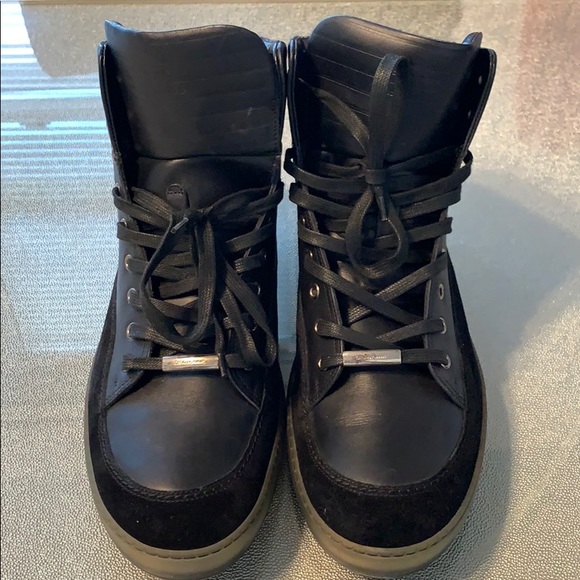 Designer sneaker - Picture 1 of 3